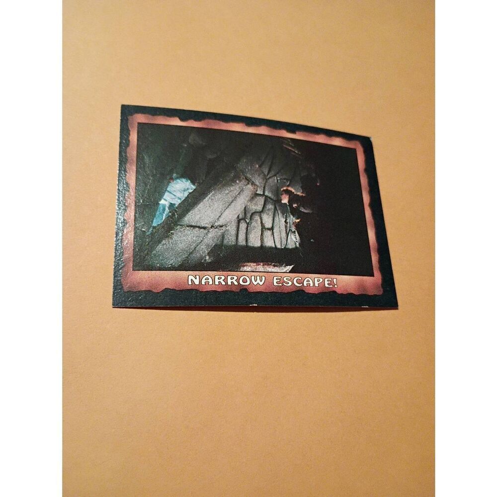 Vintage 1985 Warner Bros Topps Chewing Gum Goonies Trading Card 40 Narrow Escape